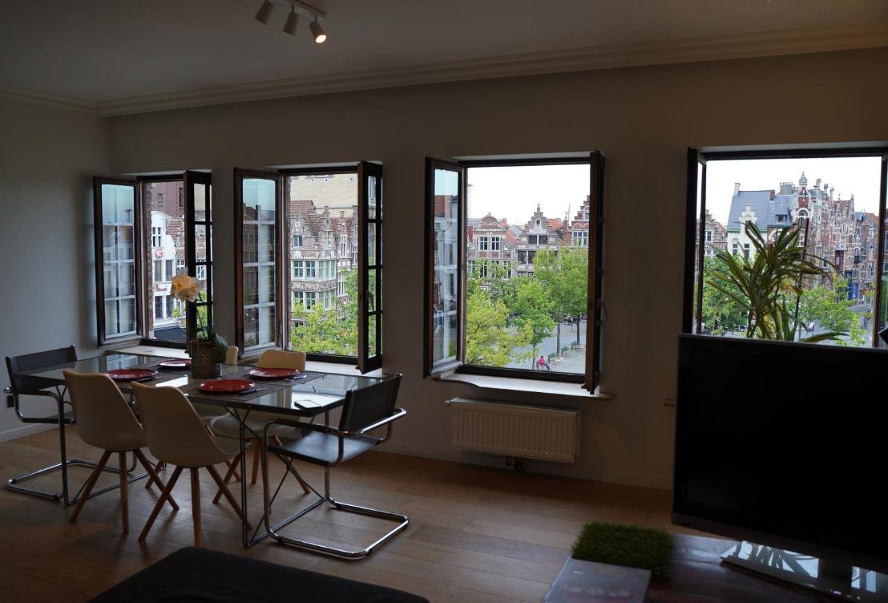 Vrijdagmarkt Apartment *